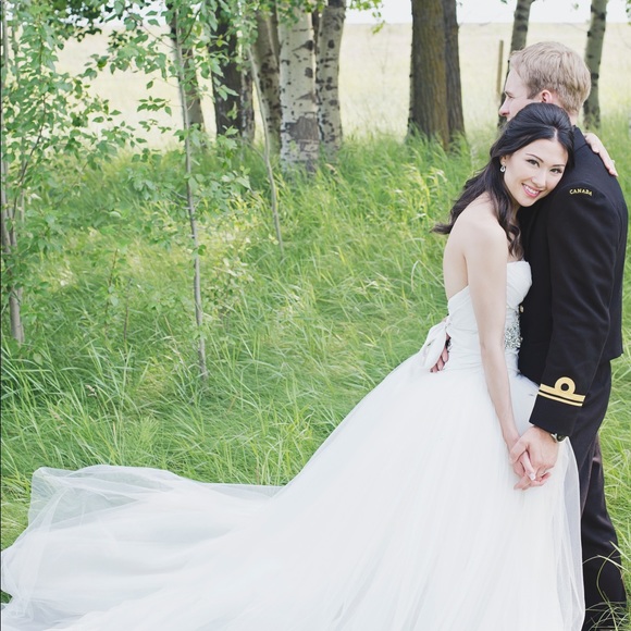 Meet your Posher, Corielle - Picture 1 of 1